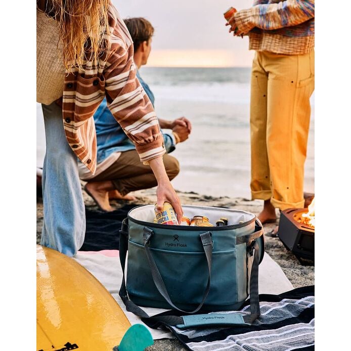Carryout™ Soft Cooler 30 L